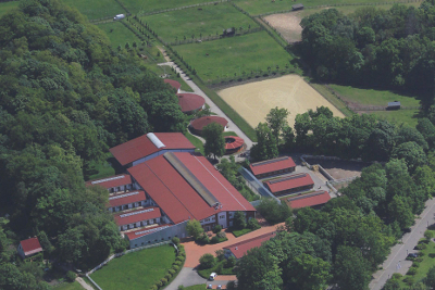 Luftaufnahme des Pferdezentrums in Bad Saarow